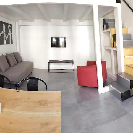 Apartmán Dimora Ateneo - Nel Centro Della Citta *