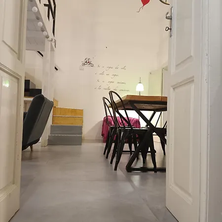 Dimora Ateneo - Nel Centro Della Citta 巴里